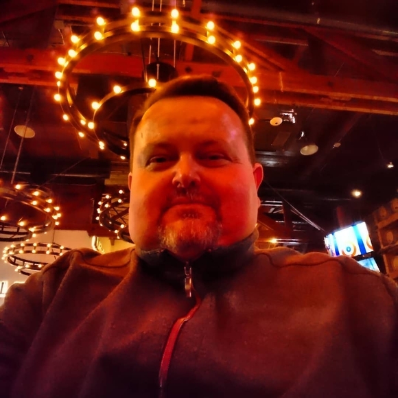 Meet your Posher, Dan - Picture 1 of 1